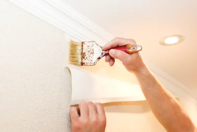 Pose de papier peint à Lunan — revêtements muraux et toiles de verre